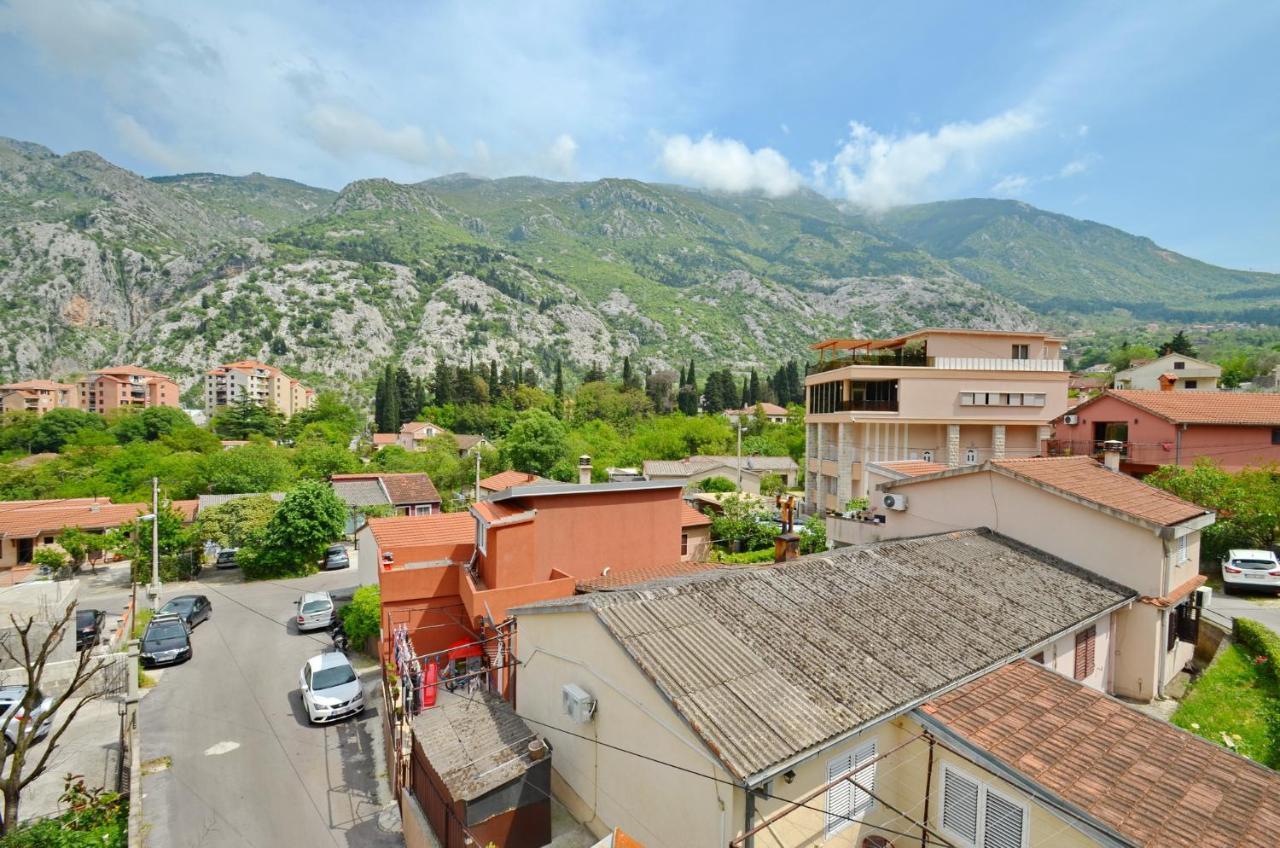 Bugi Apartment Kotor Luaran gambar