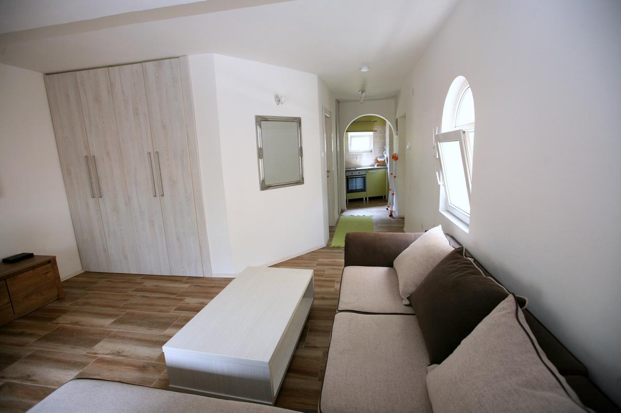 Bugi Apartment Kotor Luaran gambar