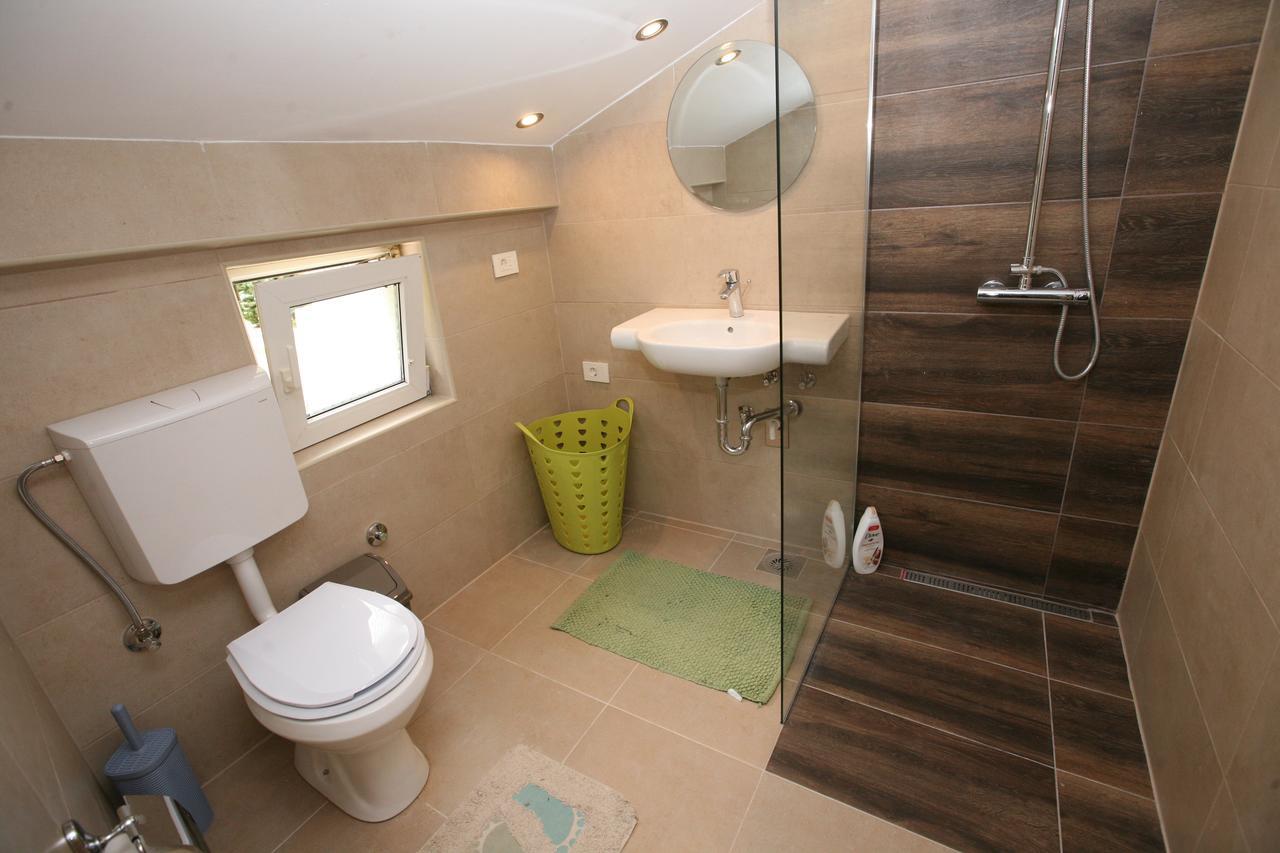 Bugi Apartment Kotor Luaran gambar