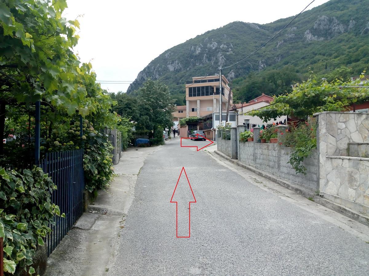 Bugi Apartment Kotor Luaran gambar